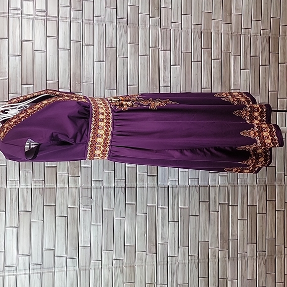 Deep v-neck purple dress - Picture 6 of 12